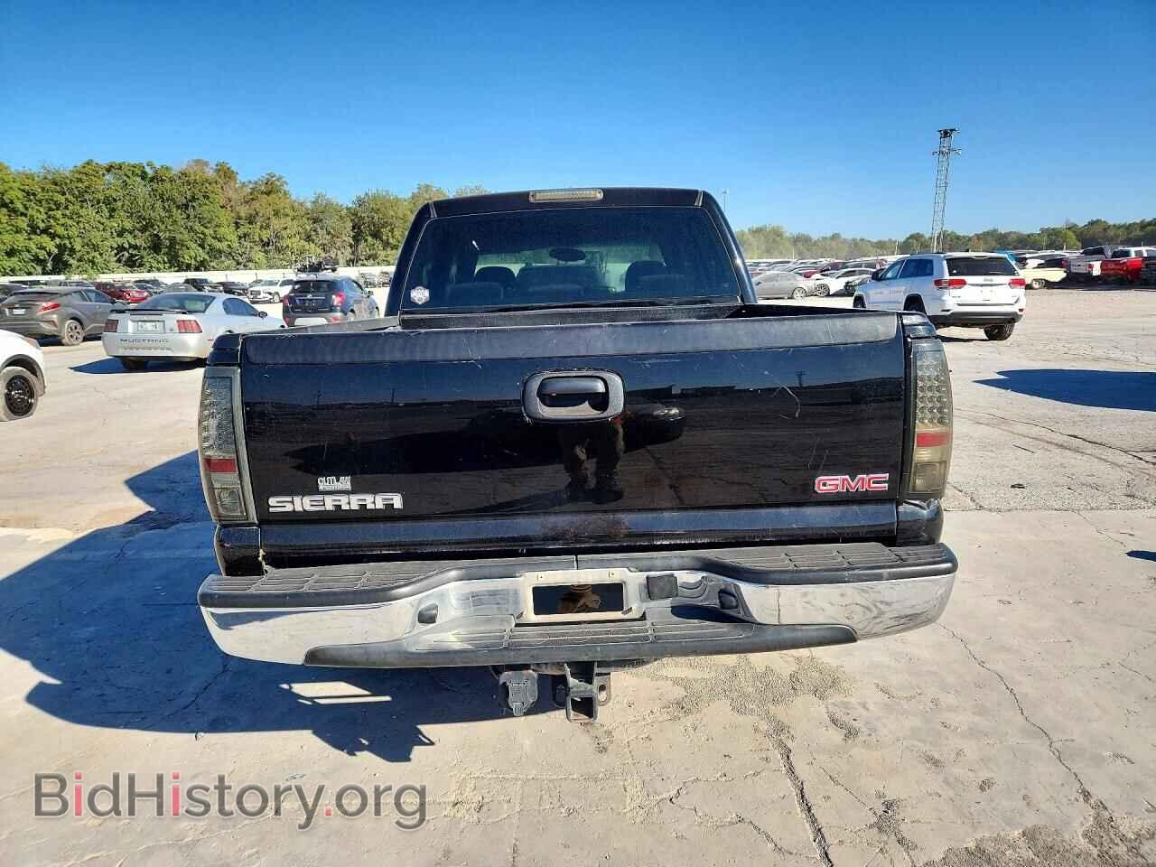 2007 GMC SIERRA (VIN 2GTEC13VX71161691) — фото 6 из 14