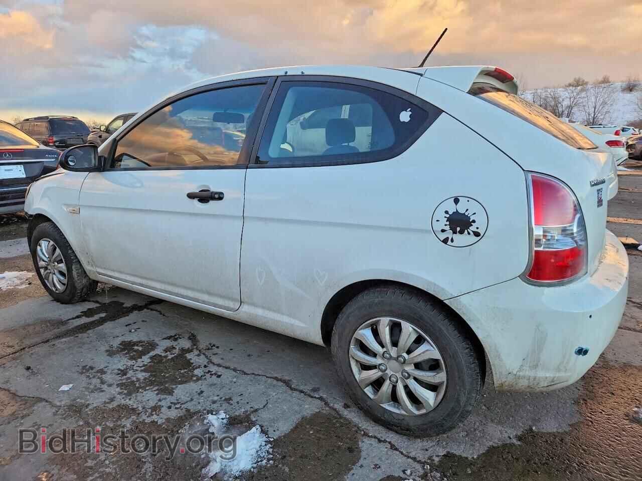 2008 HYUNDAI ACCENT - VIN: KMHCM36C68U091618 - Фото 2