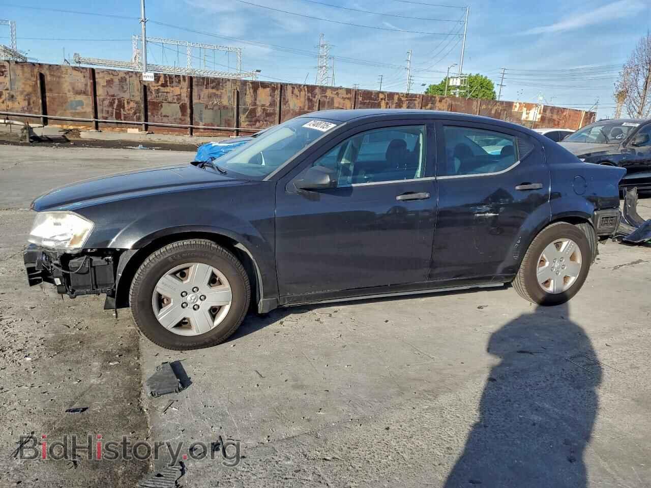 Photo 1B3CC4FBXAN214990 - DODGE AVENGER 2010
