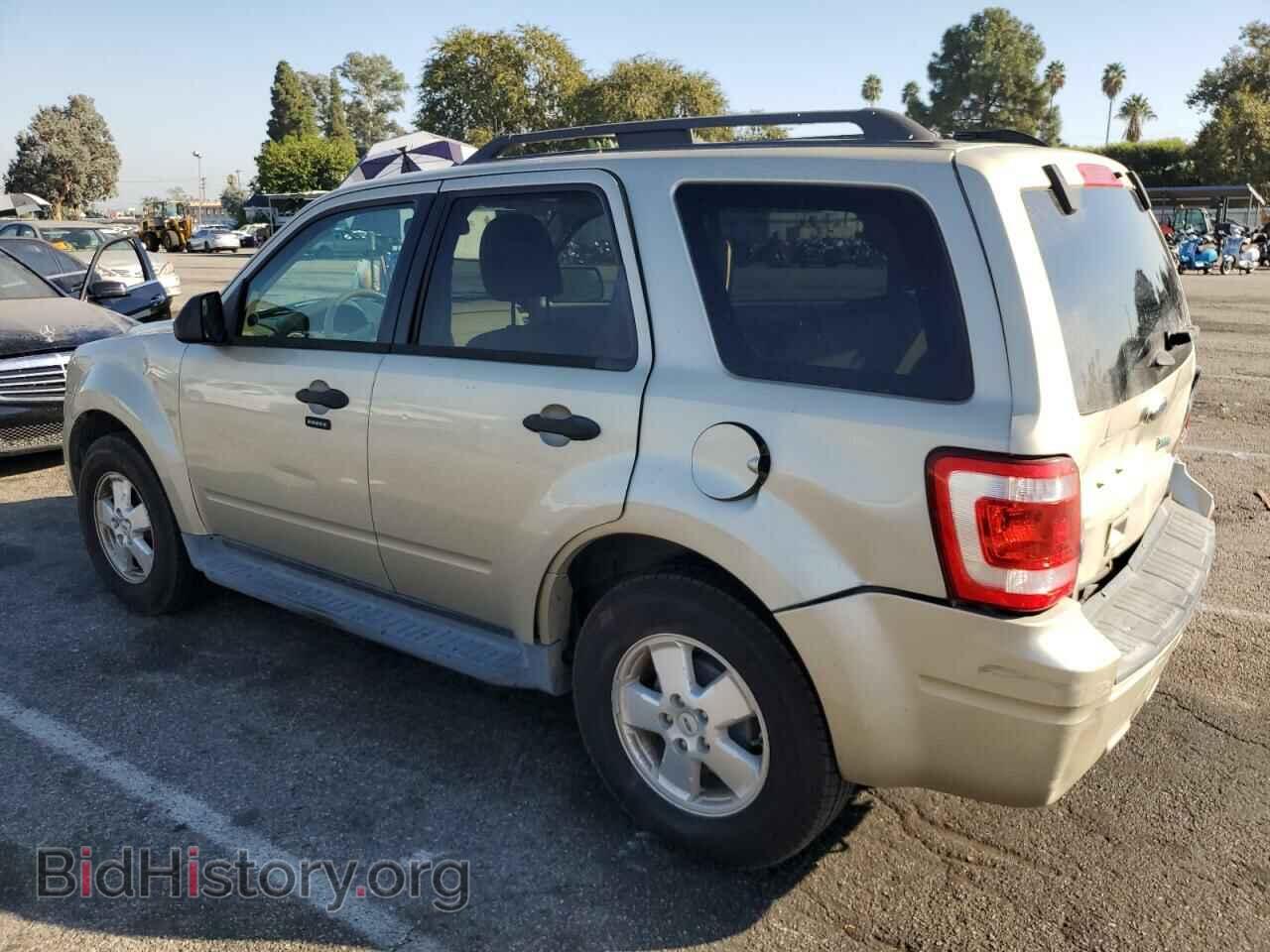 2012 FORD ESCAPE - VIN: 1FMCU0DG4CKB92018 - Фото 2