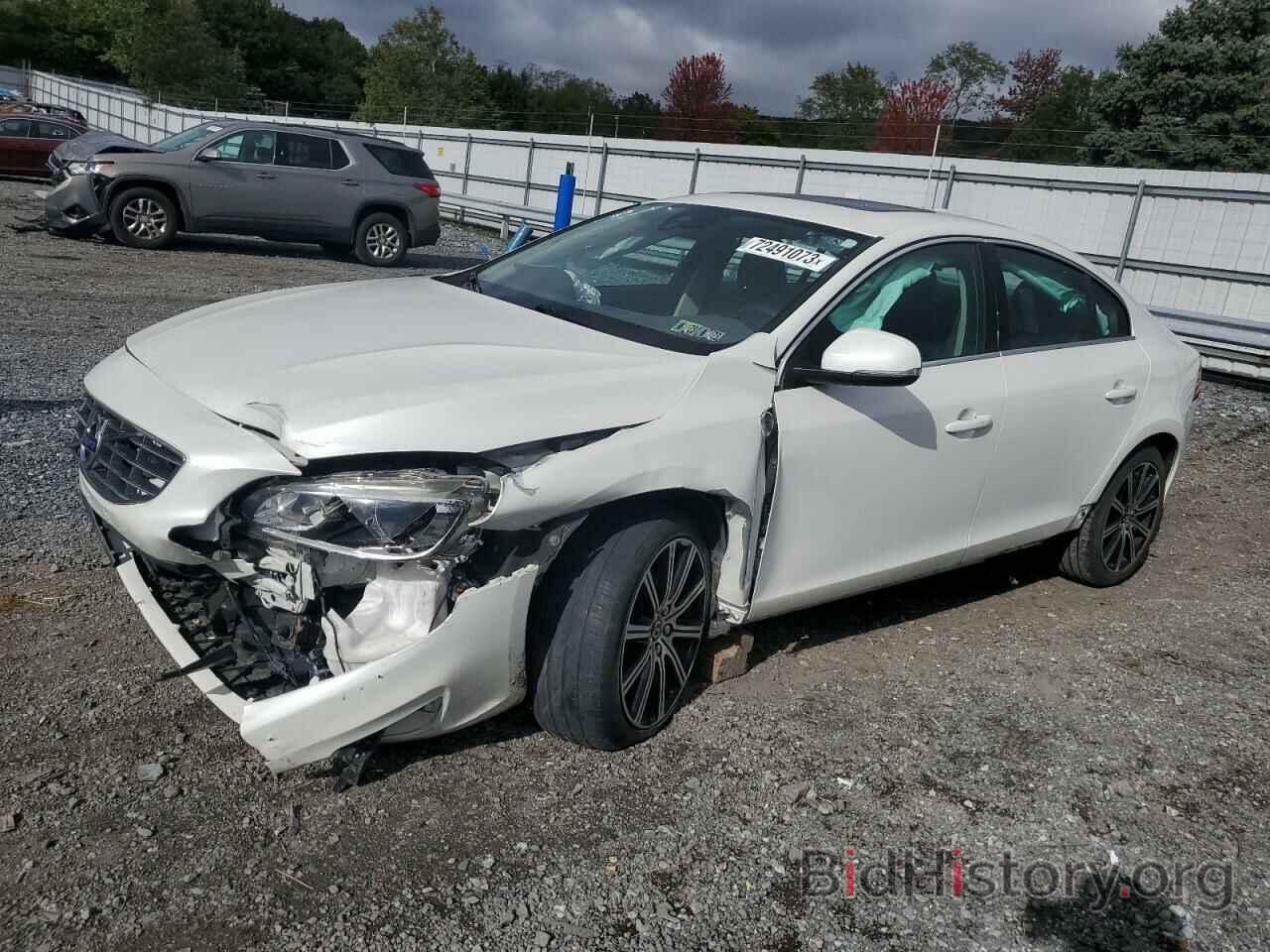 Photo LYV402HK5HB146833 - VOLVO S60 2017