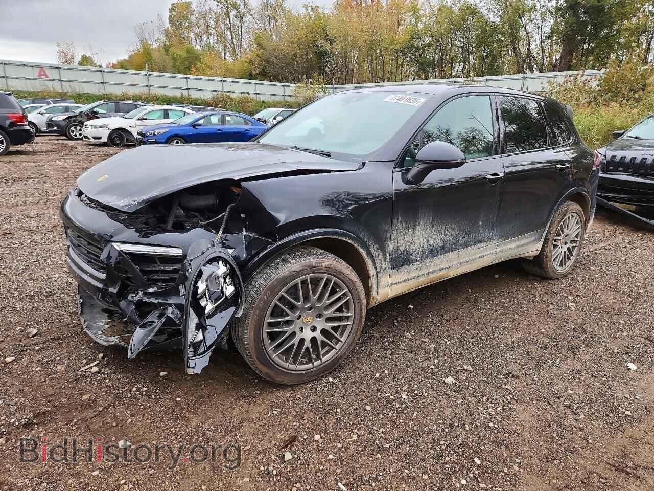2017 Porsche CAYENNE (VIN WP1AA2A23HKA86612) — photo 1 of 13, Copart, damage: front end