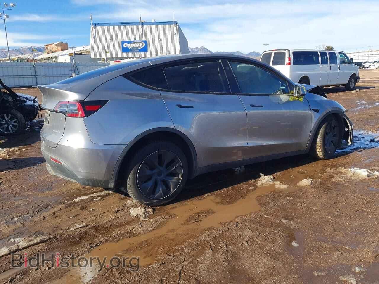 2025 TESLA MODEL Y - VIN: 7SAYGDEE6SF265233 - Фото 3