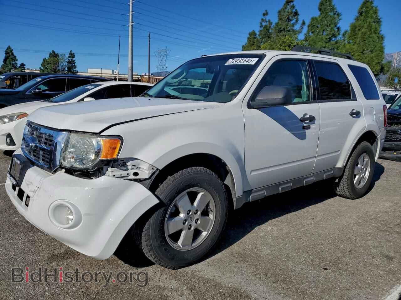 Фотография 1FMCU0D77CKB35196 - FORD ESCAPE 2012