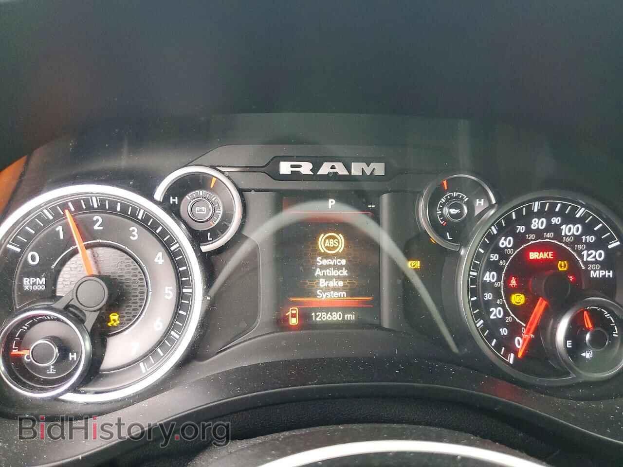 2019 RAM 1500 - VIN: 1C6SRFFT3KN918258 - Фото 9