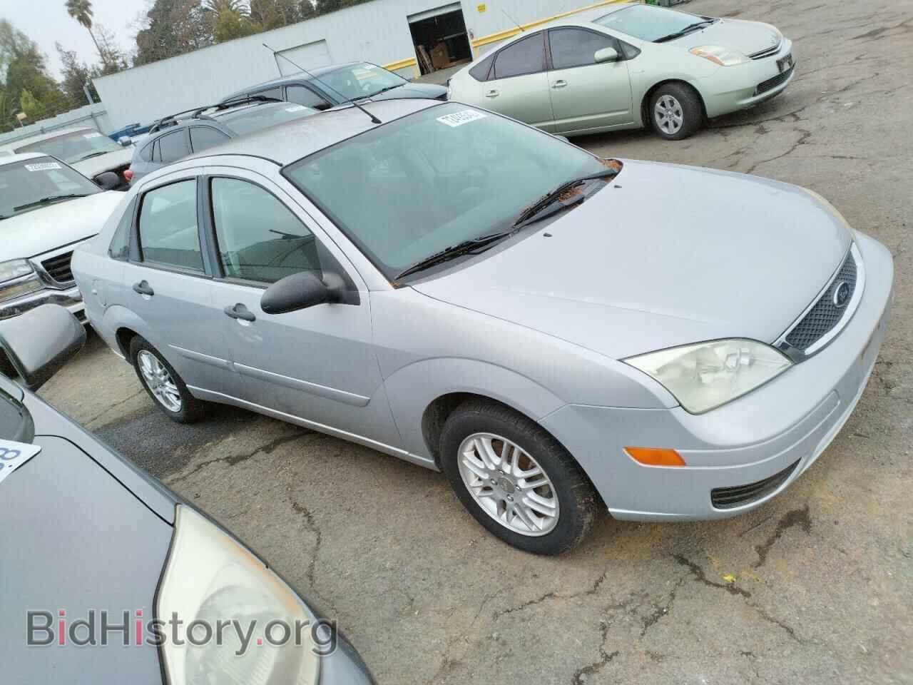 2007 FORD FOCUS - VIN: 1FAFP34N77W288657 - Фото 4