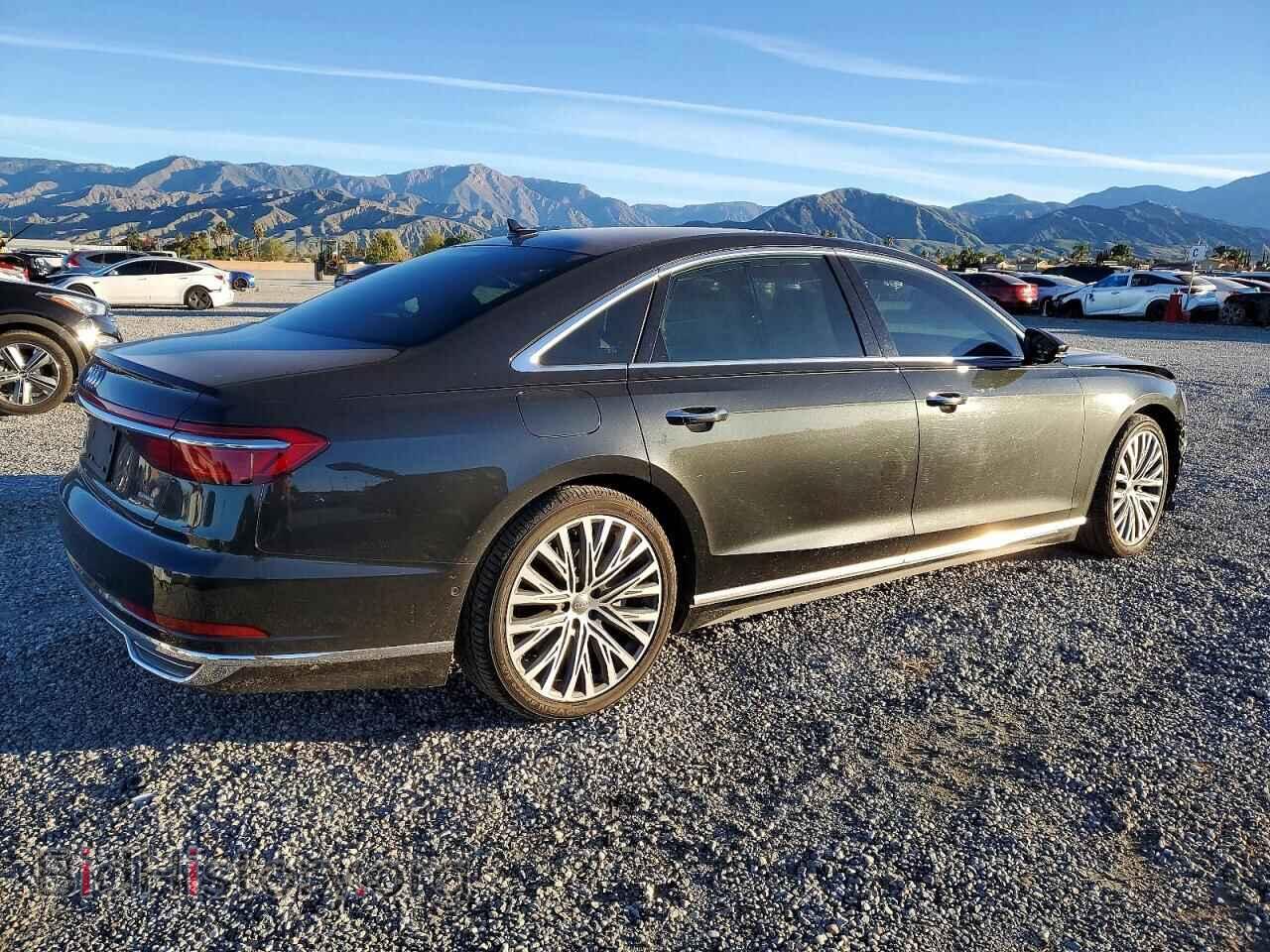 2019 AUDI A8 - VIN: WAU8DAF86KN017382 - Фото 3