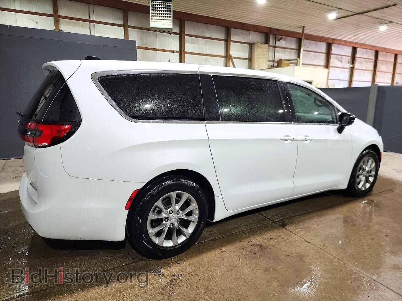 2026 CHRYSLER PACIFICA - VIN: 2C4RC1GGXTR212373 - Photo 3