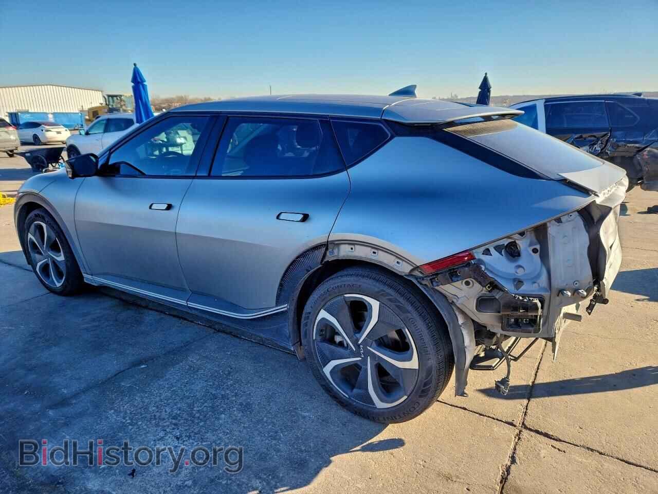 2022 KIA EV6 LIGHT - VIN: KNDC3DLC2N5041774 - Photo 2
