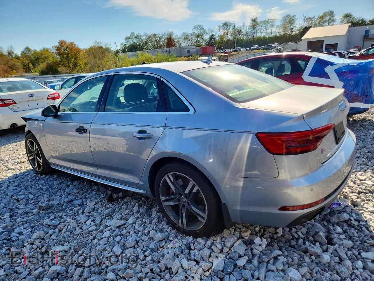 2017 AUDI A4 - VIN: WAUENAF49HN058966 - Фото 2