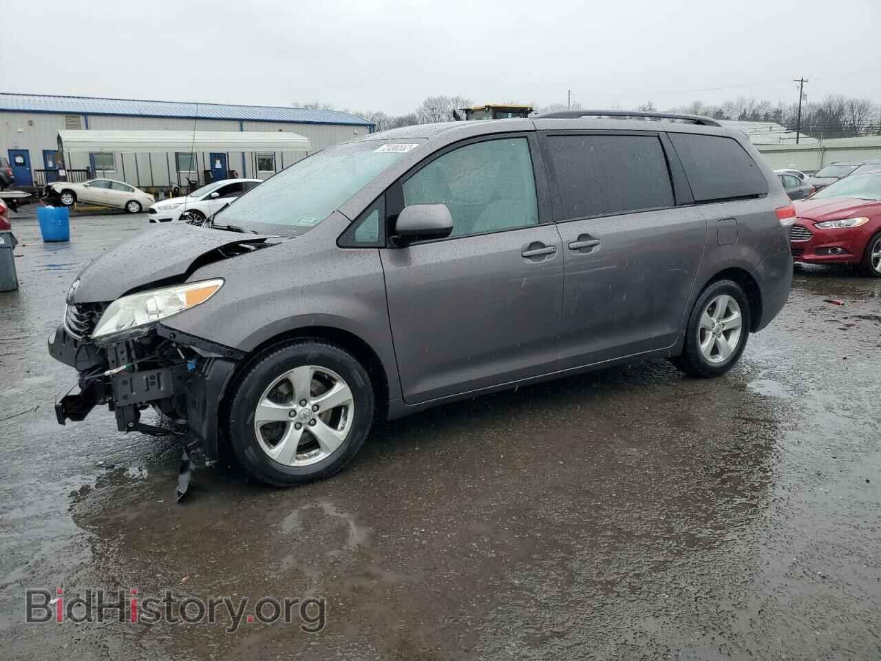 Фотография 5TDKK3DC6CS182409 - TOYOTA SIENNA 2012