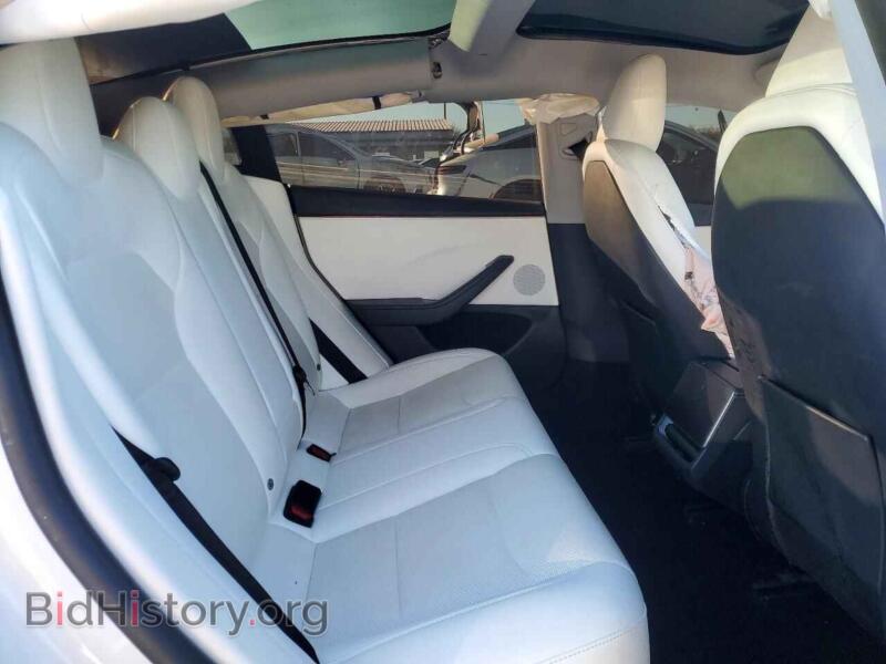 2024 Tesla MODEL 3 (VIN 5YJ3E1EB0RF834752) — фото 10 из 15