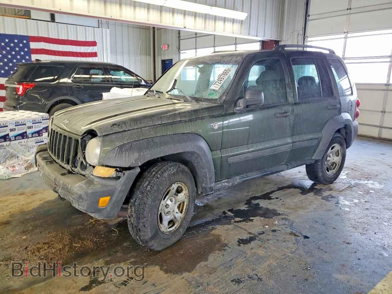 Photo 1J4GL48K06W223142 - JEEP LIBERTY 2006