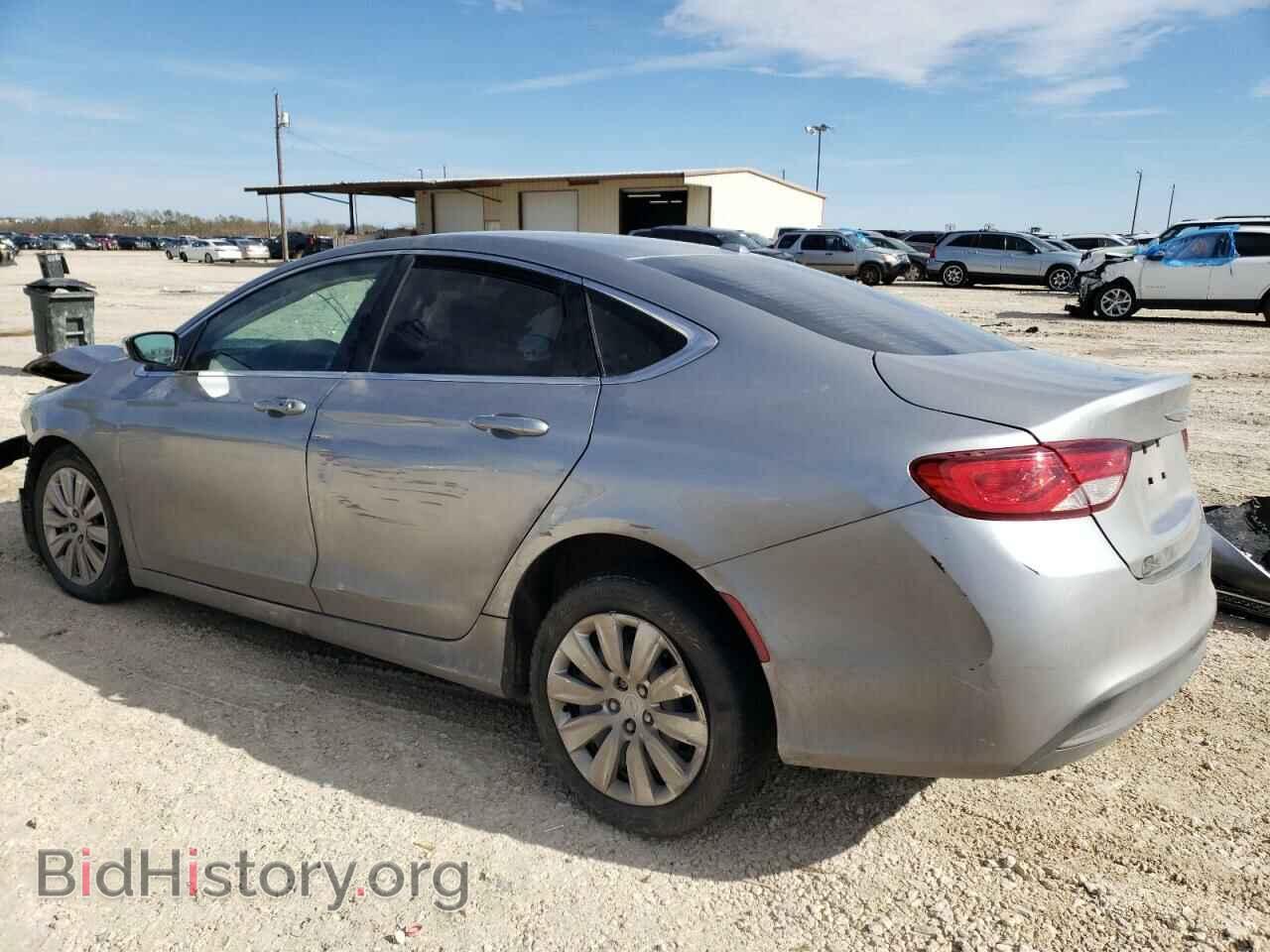 2016 CHRYSLER 200 - VIN: 1C3CCCFB2GN114470 - Фото 2