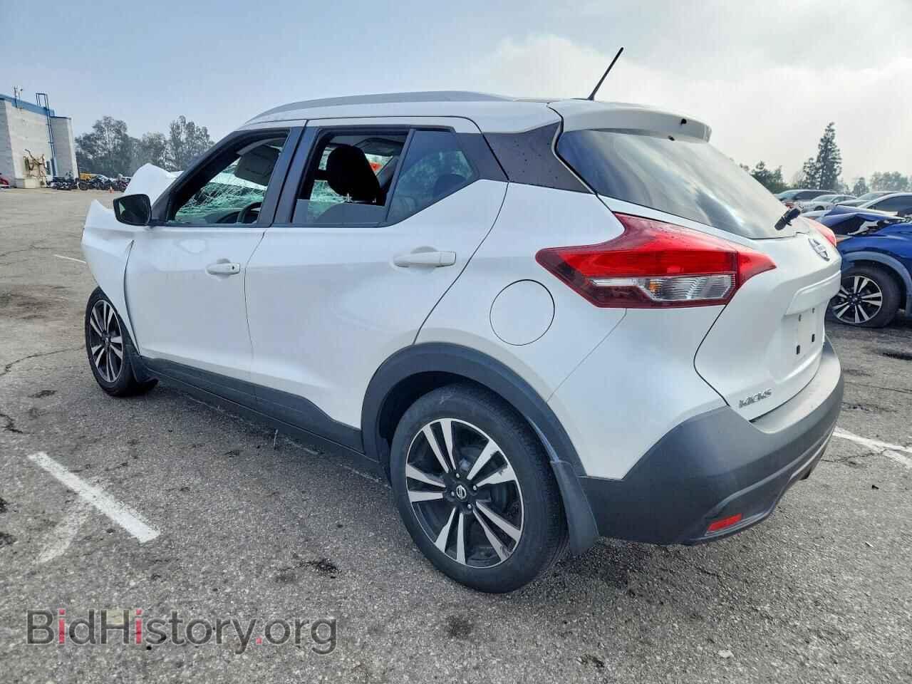2019 NISSAN KICKS - VIN: 3N1CP5CU3KL521369 - Фото 2