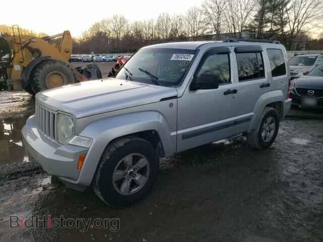 Photo 1J8GN28K29W543841 - JEEP LIBERTY 2009