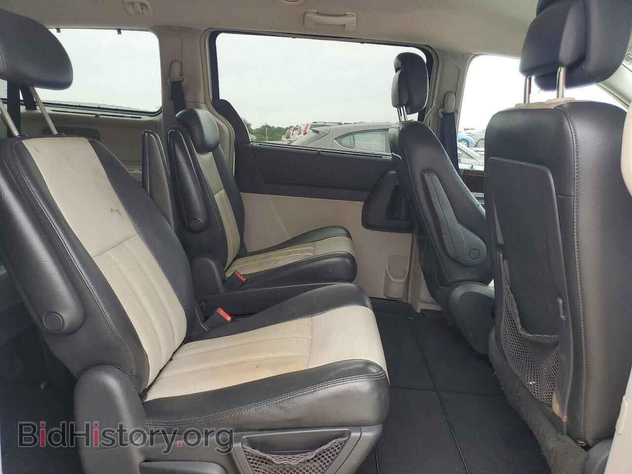 2010 CHRYSLER MINIVAN - VIN: 2A4RR8D18AR320683 - Фото 11