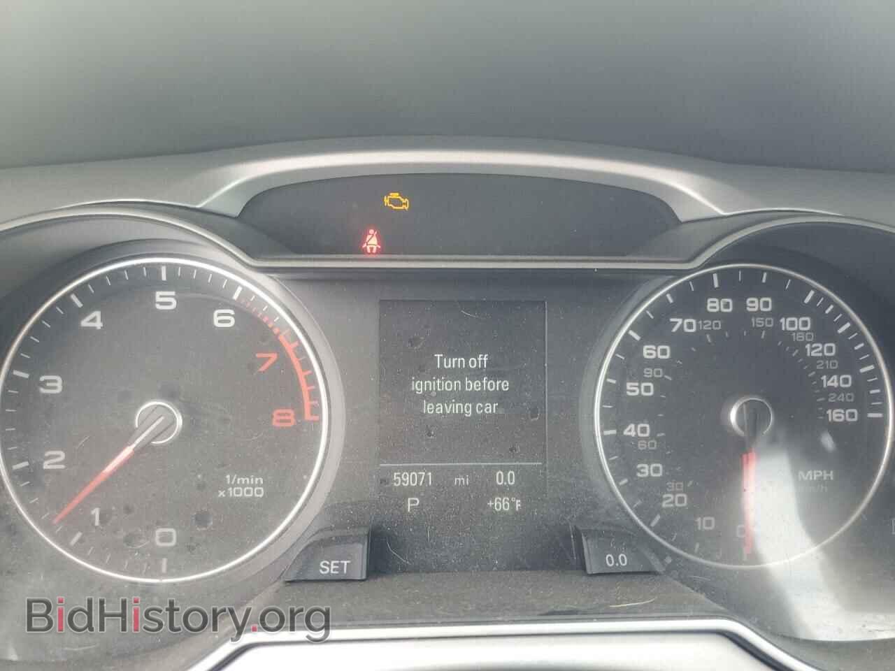 2016 AUDI A4 - VIN: WAUFFAFL8GN005165 - Фото 9