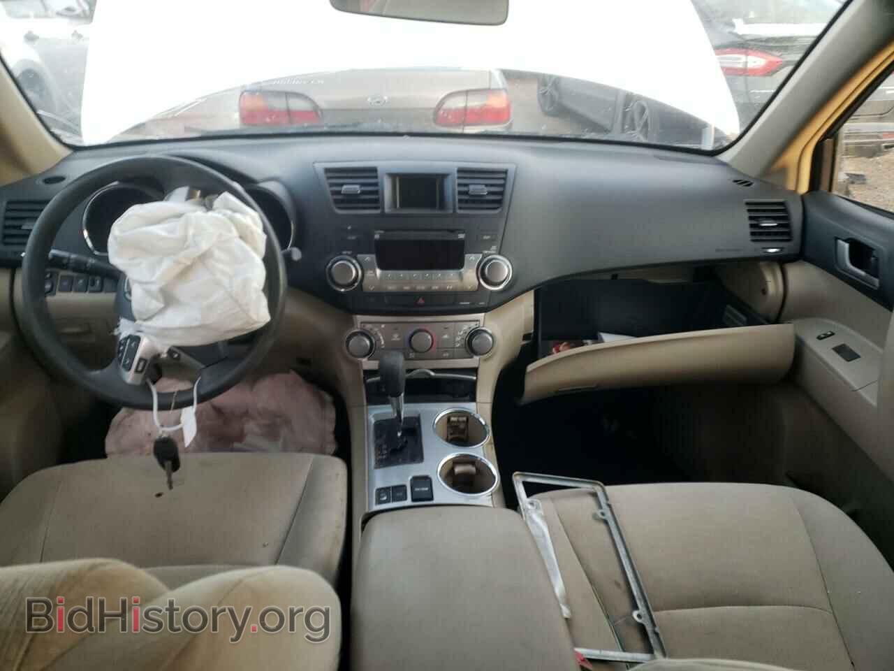 2011 TOYOTA HIGHLANDER - VIN: 5TDBK3EH8BS049157 - Фото 8