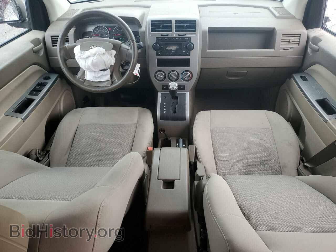 2007 JEEP COMPASS - VIN: 1J8FF47W87D123325 - Photo 8