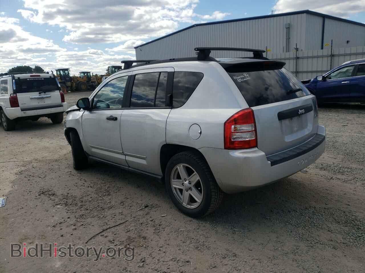 2009 JEEP COMPASS - VIN: 1J4FT47A09D208693 - Photo 2