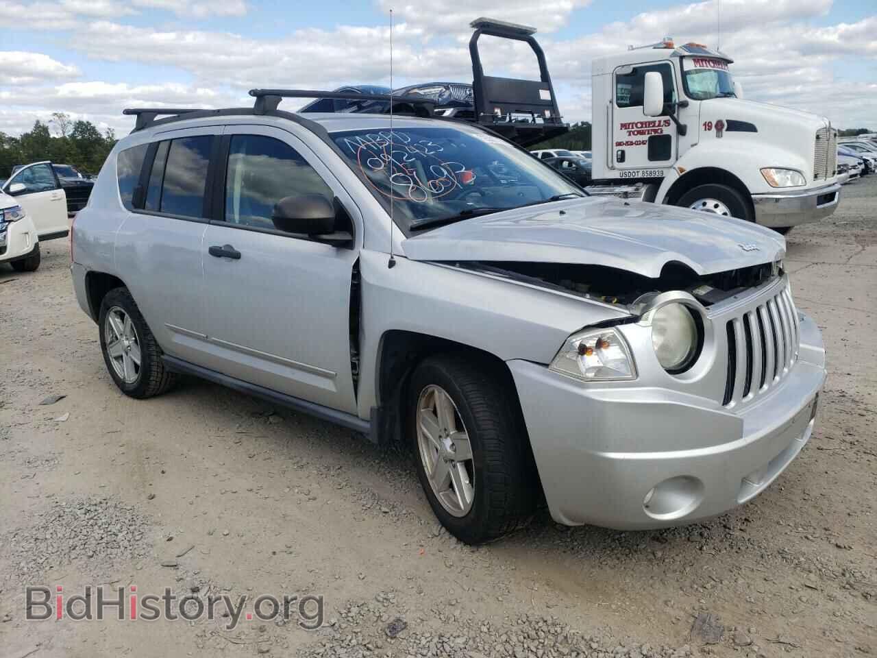 2009 JEEP COMPASS - VIN: 1J4FT47A09D208693 - Photo 4