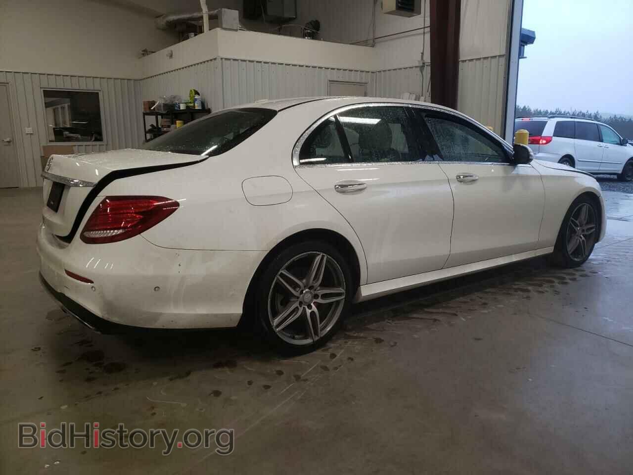 2017 MERCEDES-BENZ E-CLASS - VIN: WDDZF4JB1HA175978 - Фото 3