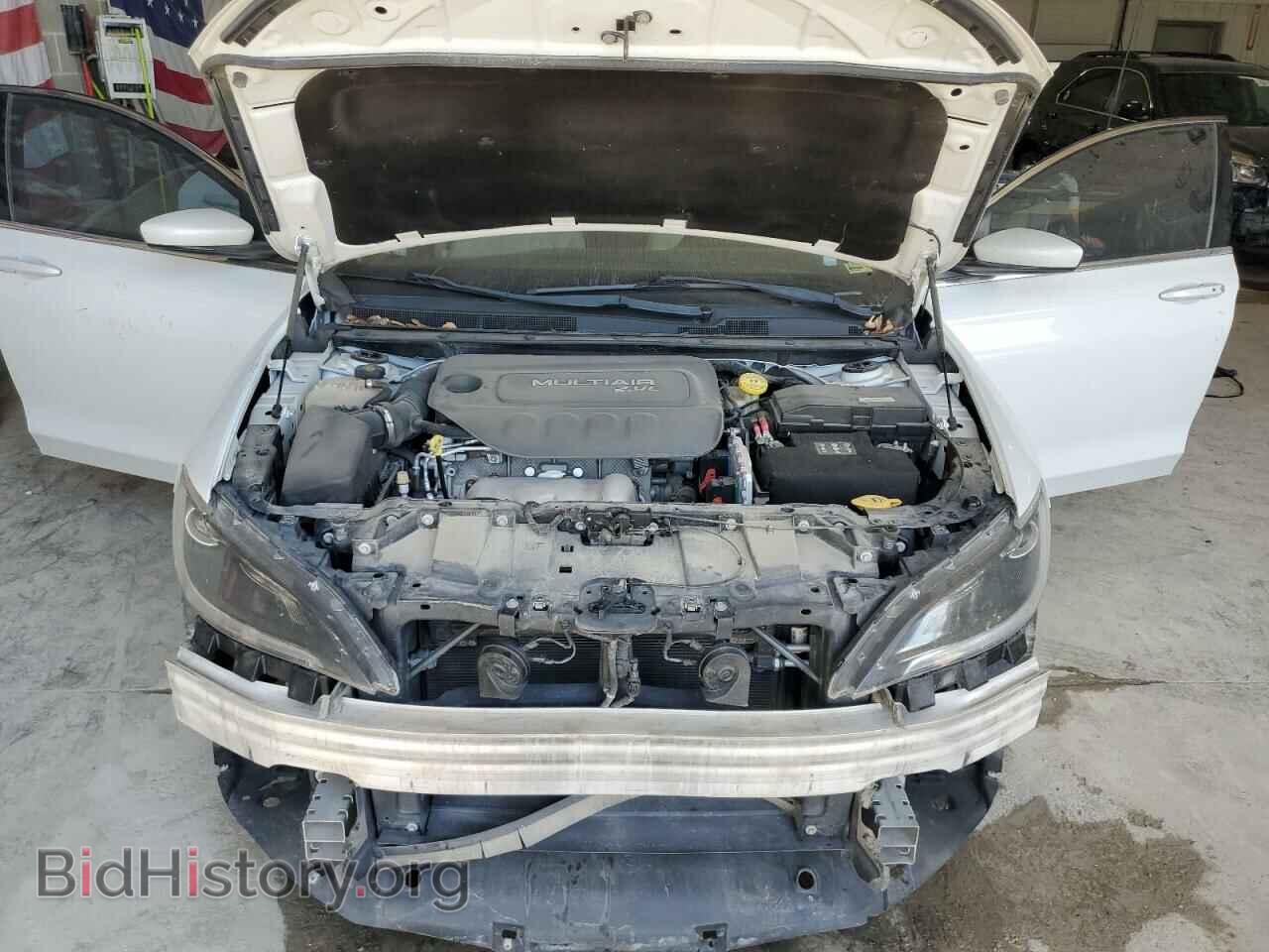 2015 CHRYSLER 200 - VIN: 1C3CCCAB2FN556591 - Photo 11