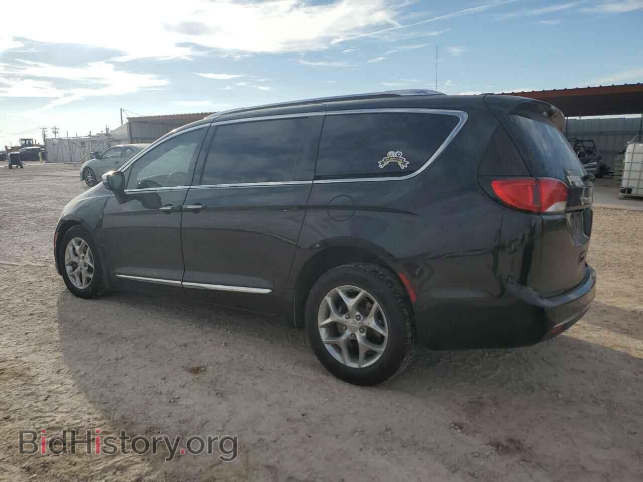 2017 CHRYSLER PACIFICA - VIN: 2C4RC1GG0HR705406 - Photo 2