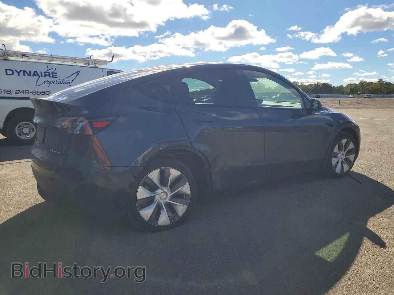 2024 TESLA MODEL Y - VIN: 7SAYGDEE2RA286491 - Photo 3