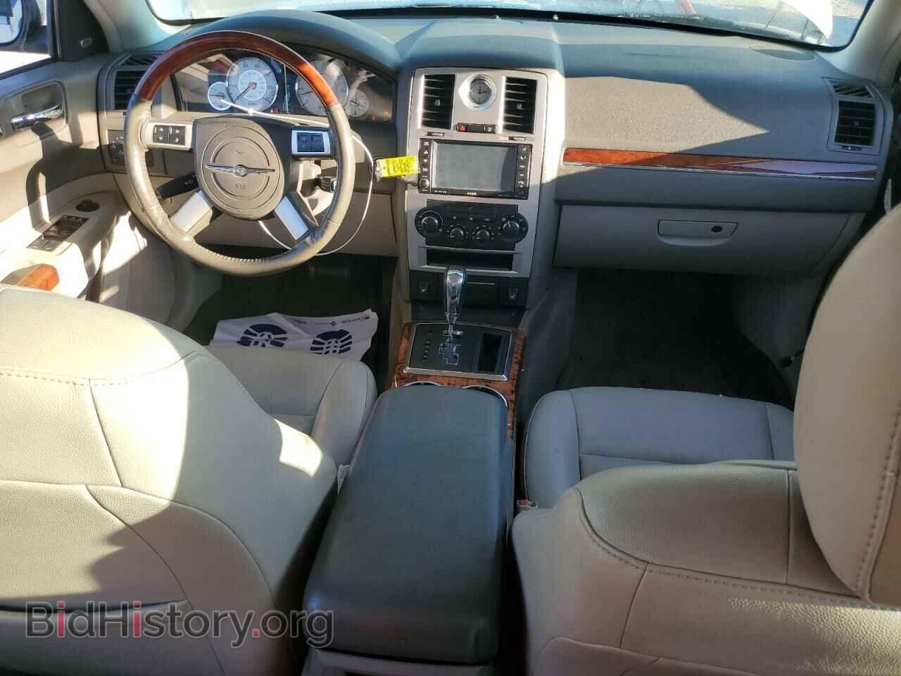 2008 CHRYSLER 300 - VIN: 2C3KA33G88H209417 - Фото 8