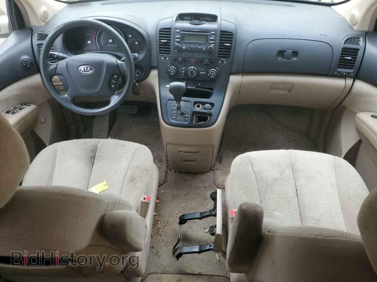 2007 KIA All Models - VIN: KNDMB133476126179 - Фото 8
