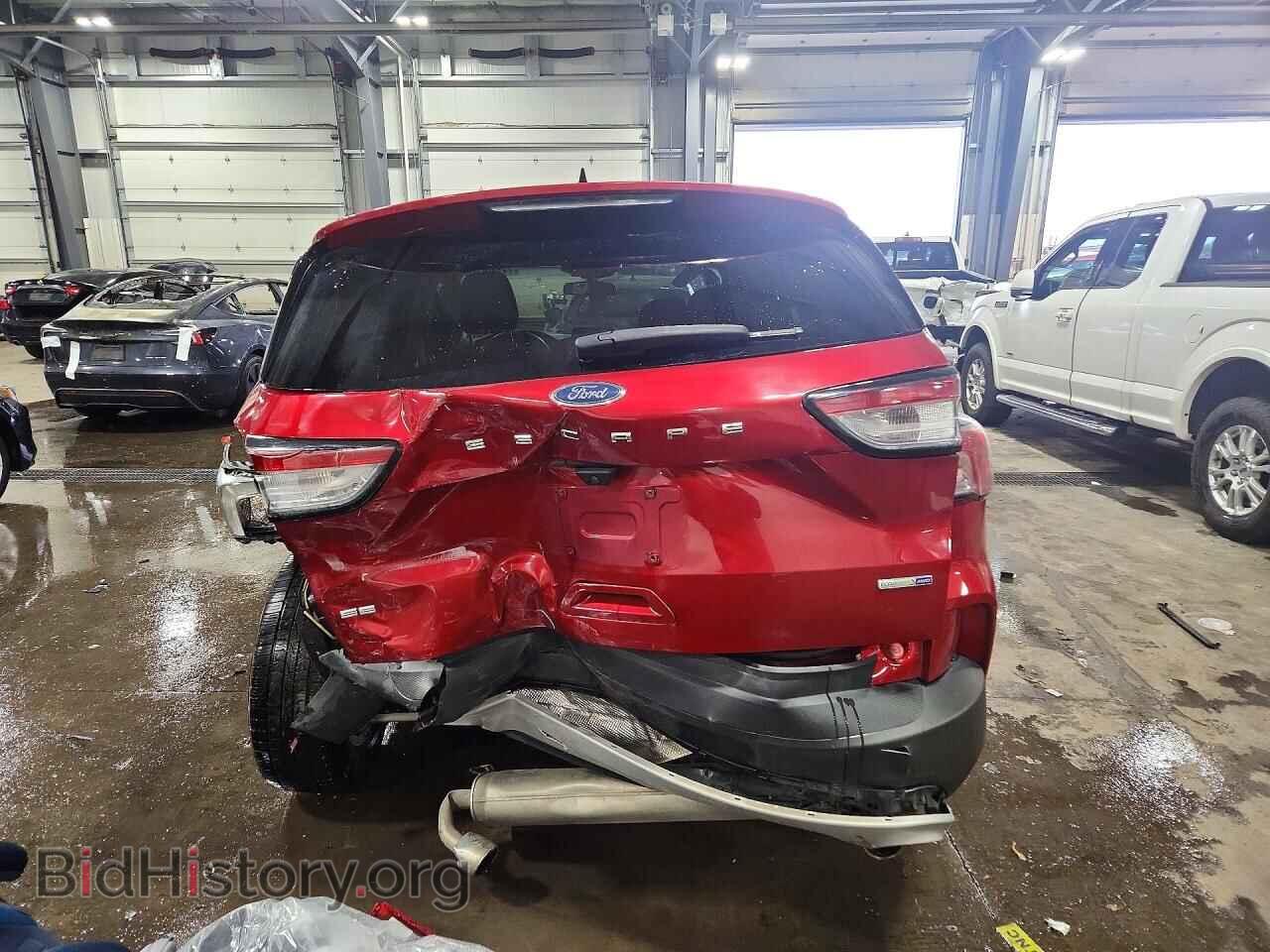 2020 Ford ESCAPE (VIN 1FMCU9G66LUC13673) — фото 6 из 15