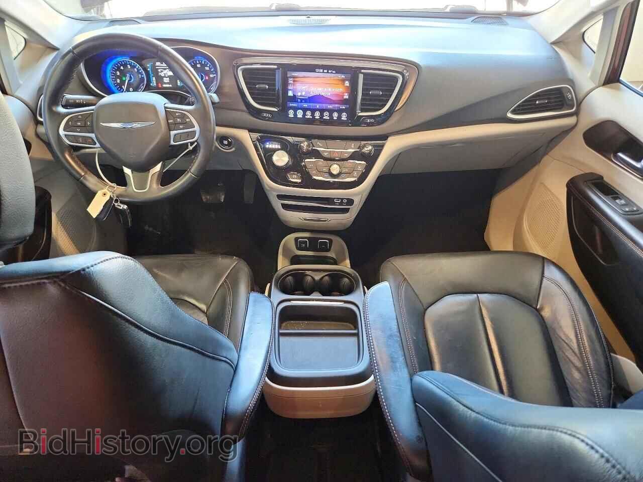 2017 CHRYSLER PACIFICA - VIN: 2C4RC1BGXHR583841 - Photo 8