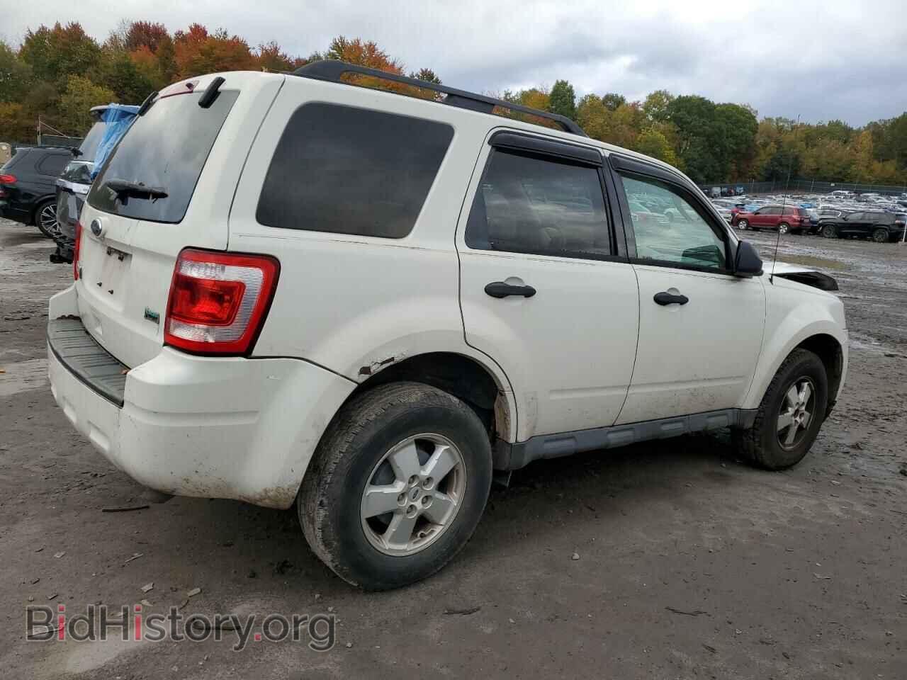 2010 FORD ESCAPE - VIN: 1FMCU9DG6AKB21730 - Фото 3