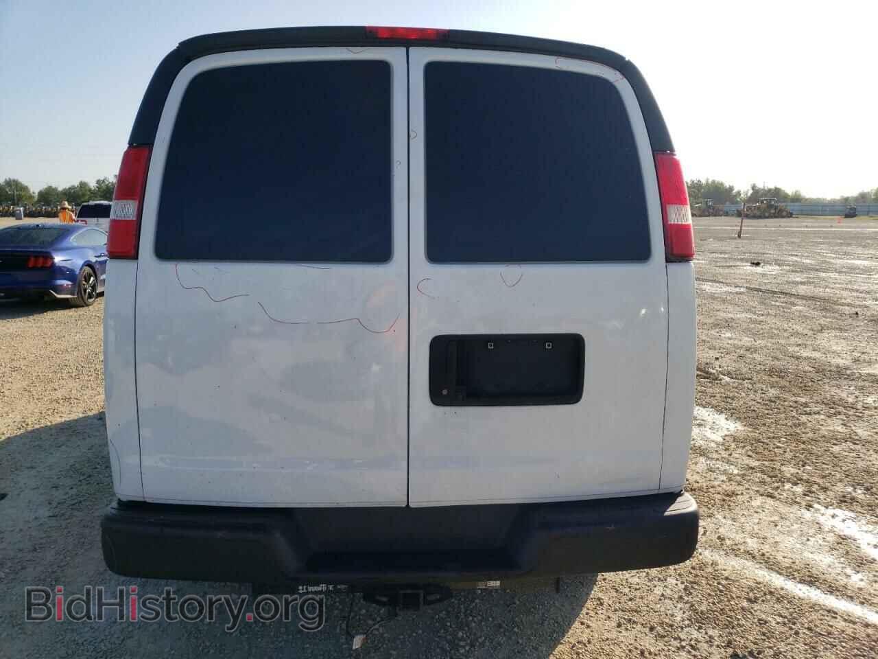 2018 CHEVROLET EXPRESS - VIN: 1GCWGAFP8J1165046 - Фото 6