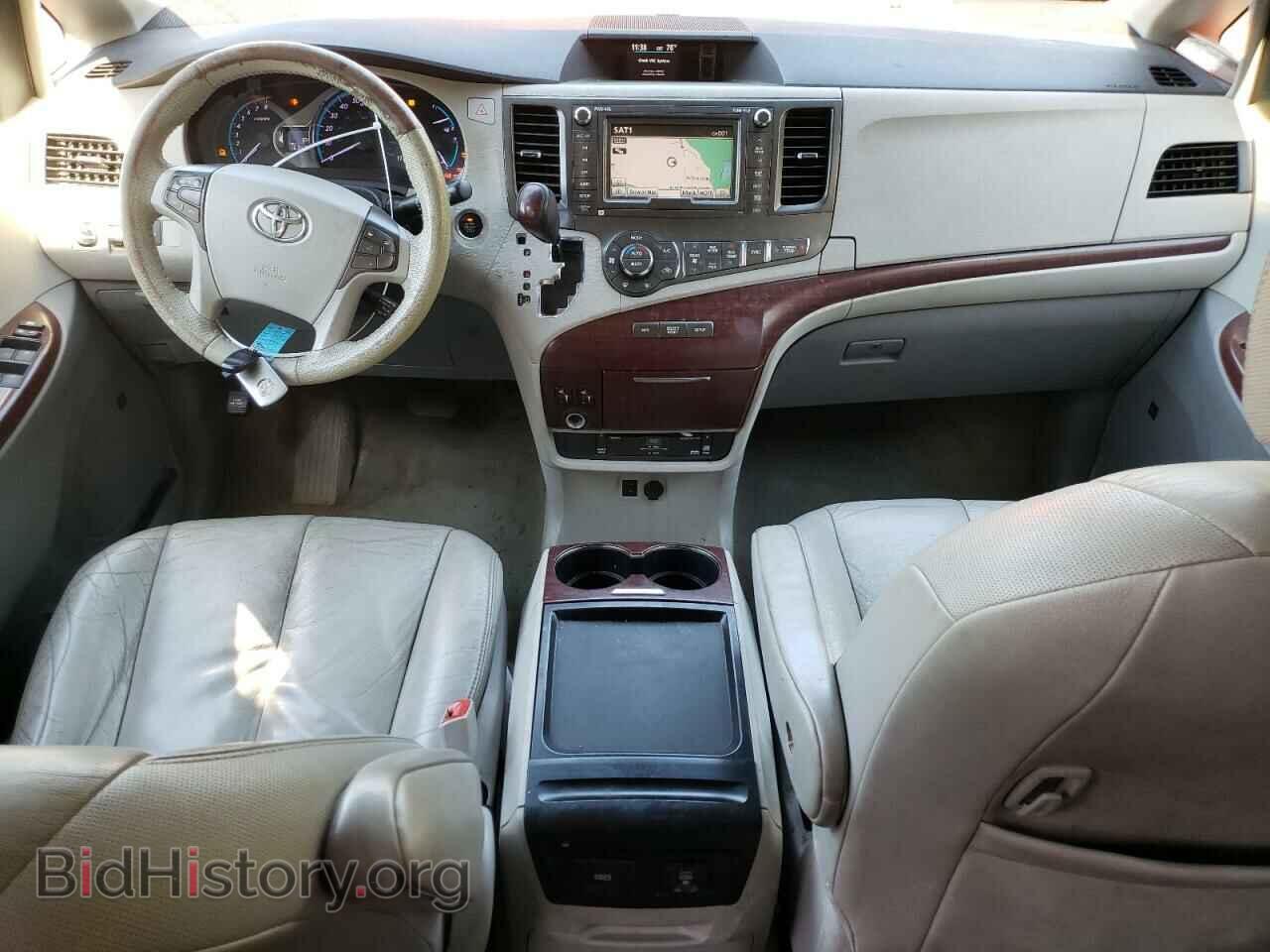 2011 TOYOTA All Models - VIN: 5TDYK3DC7BS130800 - Фото 8