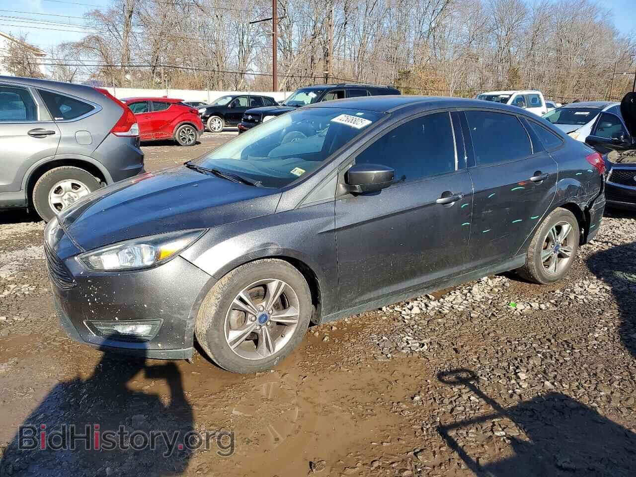 Photo 1FADP3FE0JL215093 - FORD FOCUS 2018