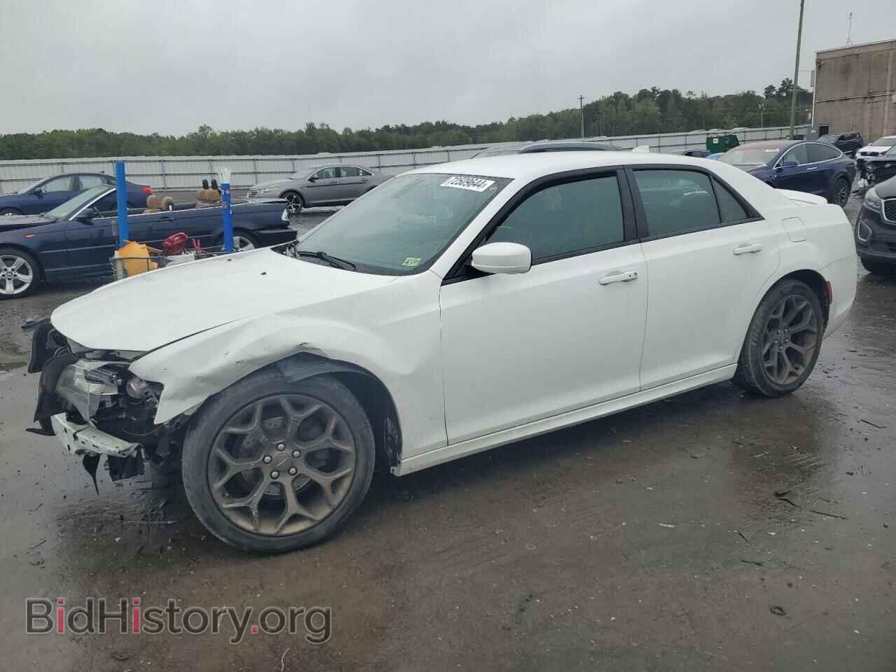Фотография 2C3CCABG7HH664747 - CHRYSLER 300 2017