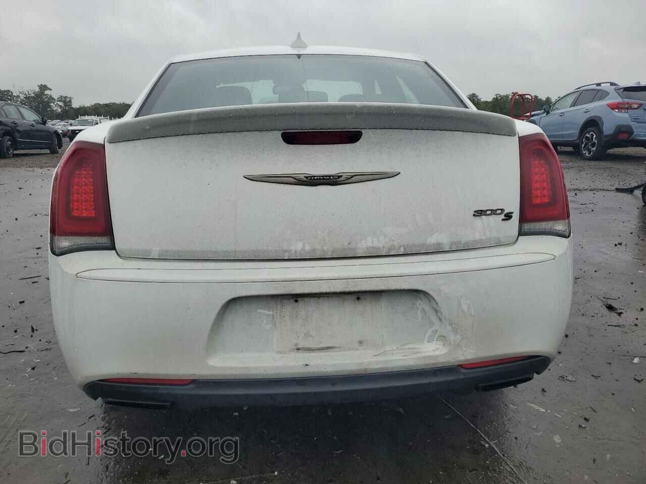 2017 CHRYSLER 300 - VIN: 2C3CCABG7HH664747 - Фото 6
