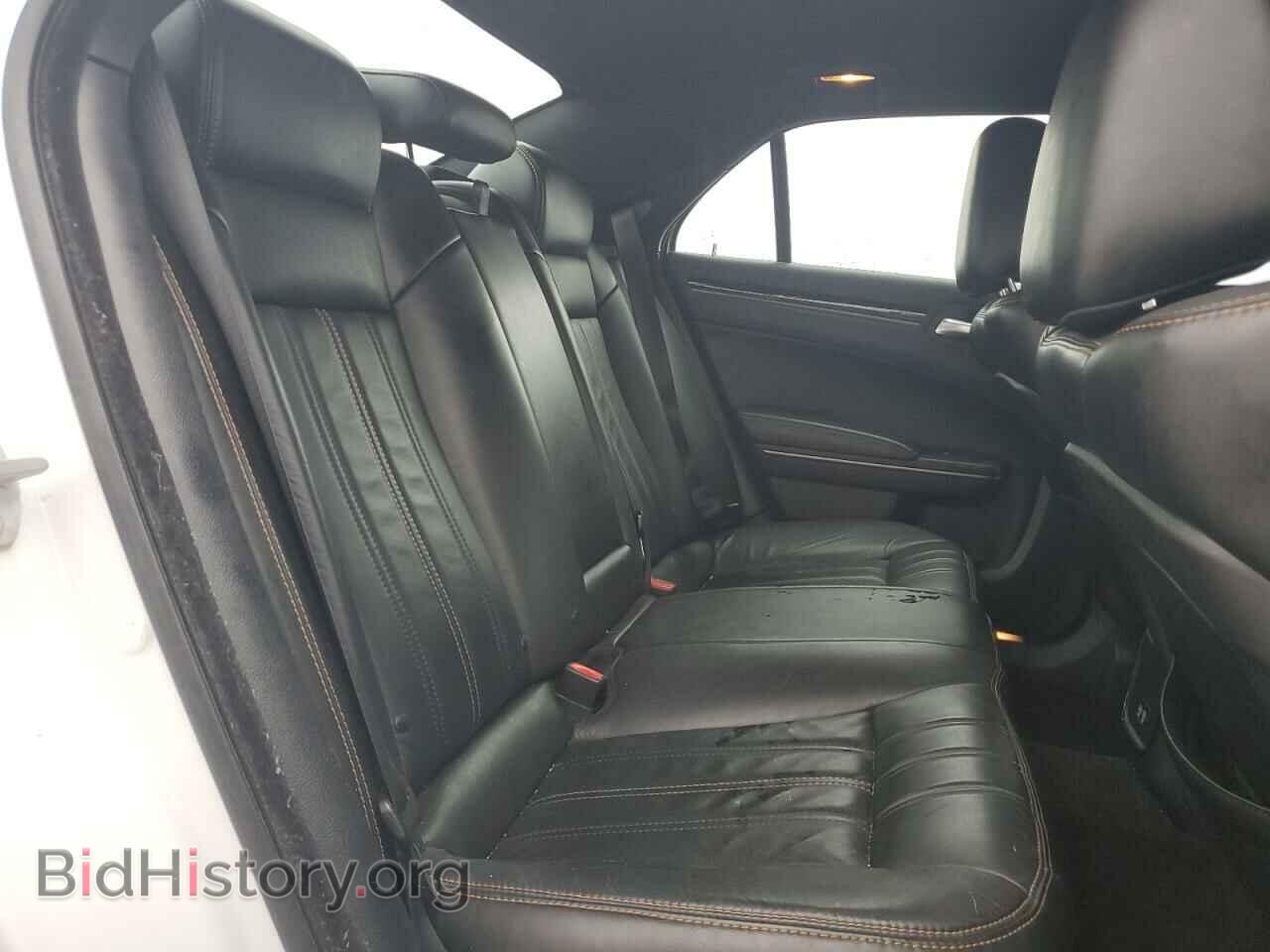 2017 CHRYSLER 300 - VIN: 2C3CCABG7HH664747 - Фото 10