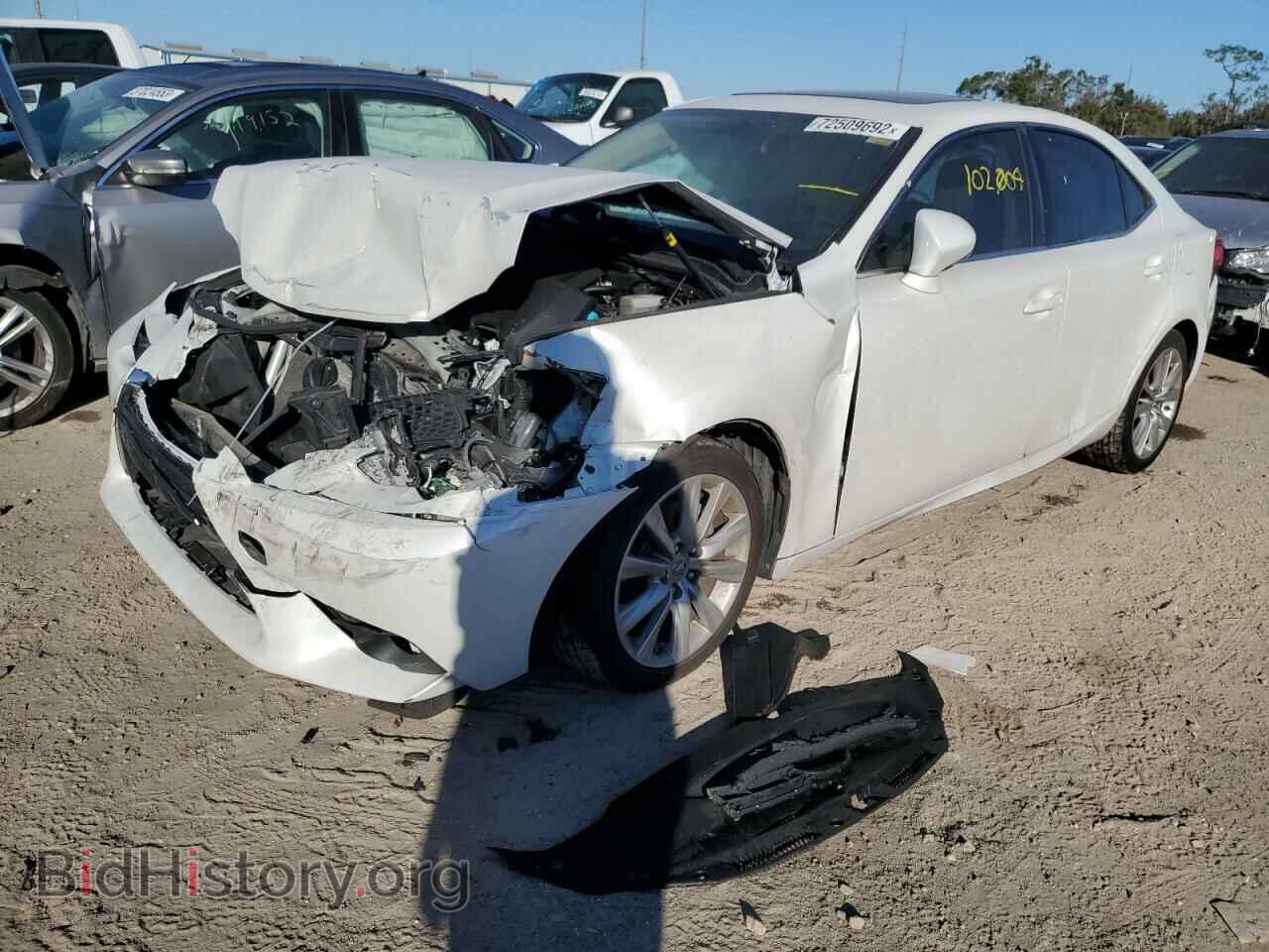 Photo JTHBF1D26F5047519 - LEXUS IS 2015