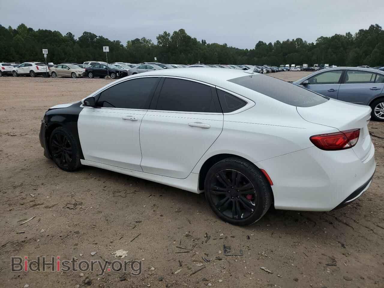 2015 CHRYSLER 200 - VIN: 1C3CCCAB2FN753678 - Photo 2