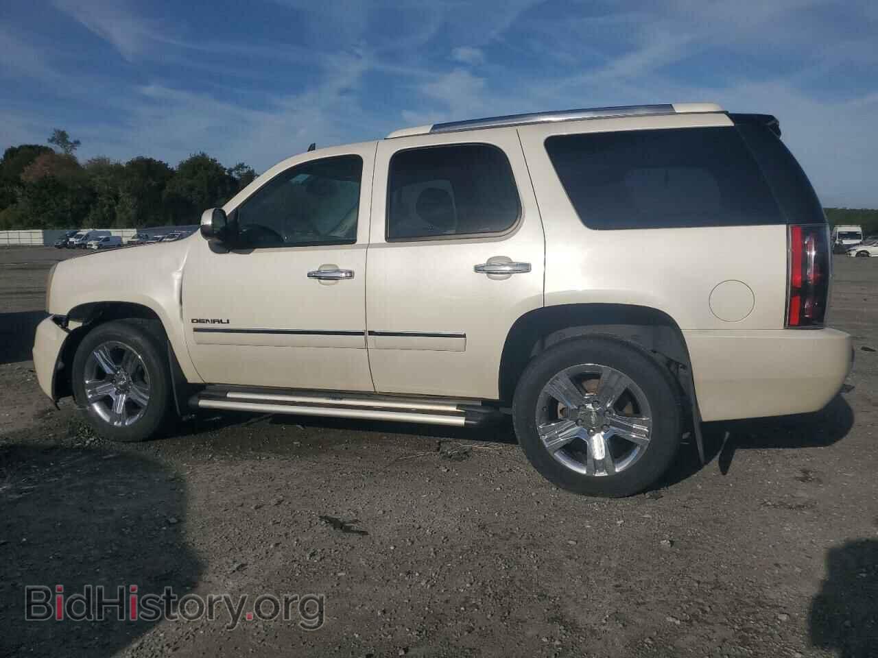 2010 GMC YUKON - VIN: 1GKUKEEF5AR266587 - Фото 2