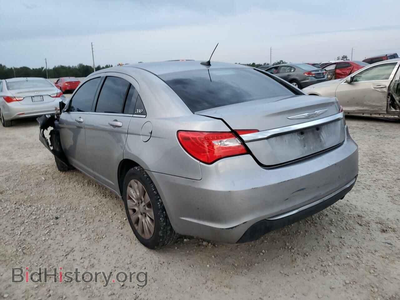 2014 CHRYSLER 200 - VIN: 1C3CCBAB3EN211451 - Фото 2