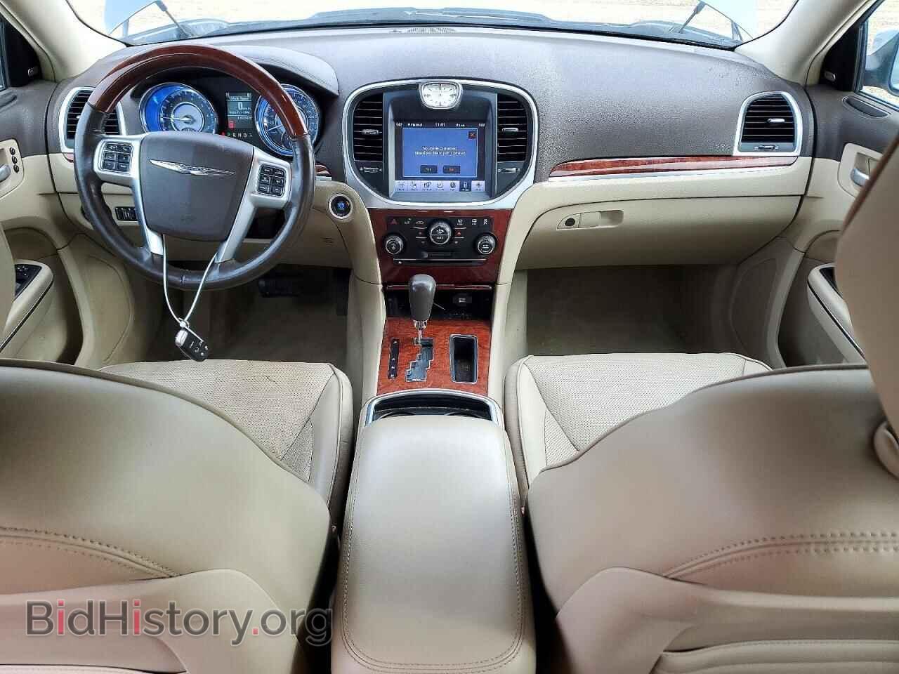 2011 CHRYSLER 300 - VIN: 2C3CA5CG3BH611451 - Photo 8