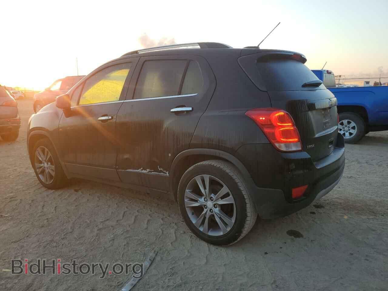 2020 CHEVROLET TRAX - VIN: 3GNCJLSB1LL285199 - Фото 2
