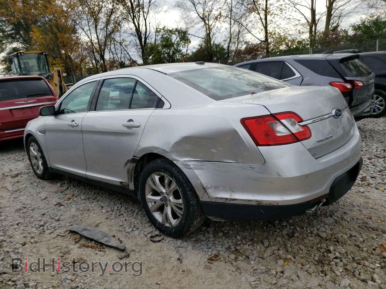 2010 FORD TAURUS - VIN: 1FAHP2EW0AG161163 - Фото 2