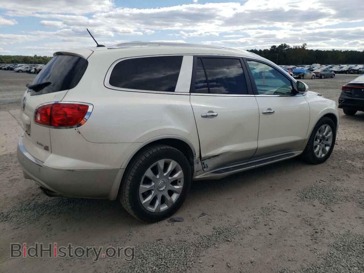 2011 BUICK ENCLAVE - VIN: 5GAKRCED3BJ310802 - Фото 3