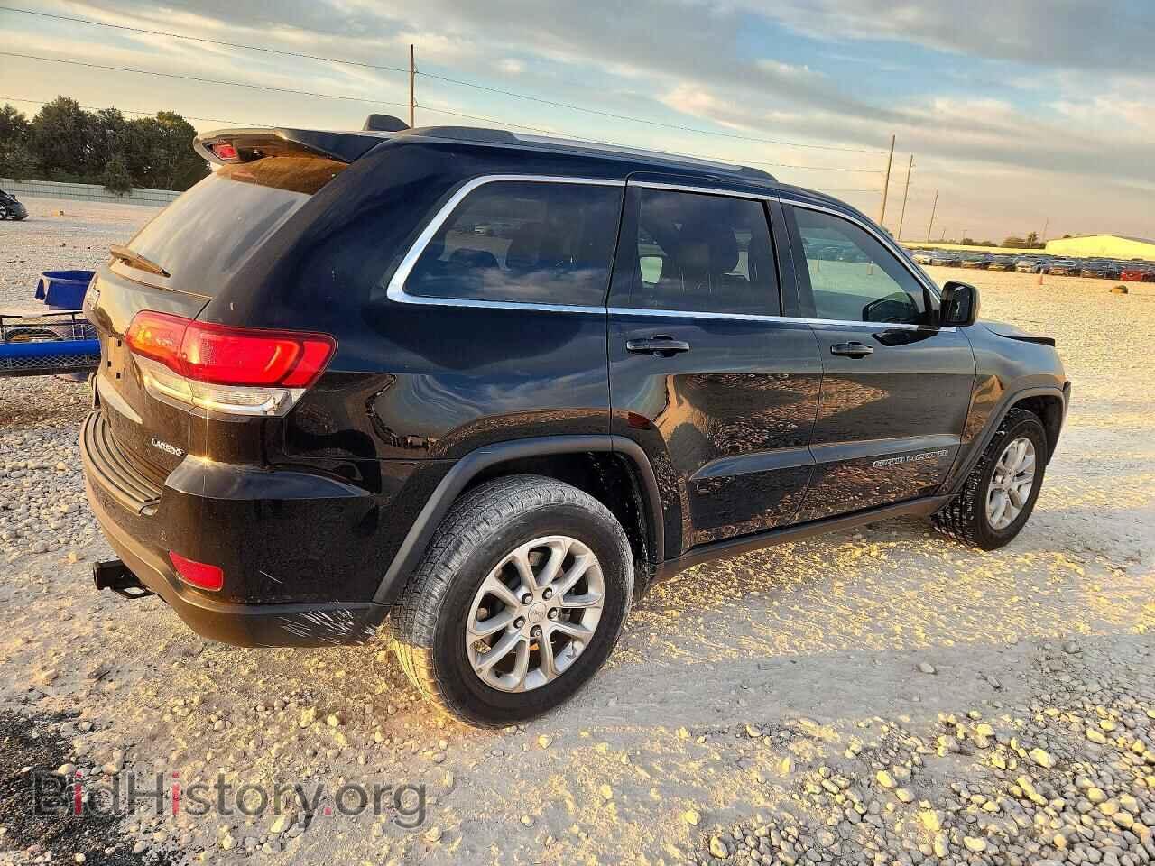 2021 Jeep CHEROKEE (VIN 1C4RJEAG8MC546563) — фото 3 из 15